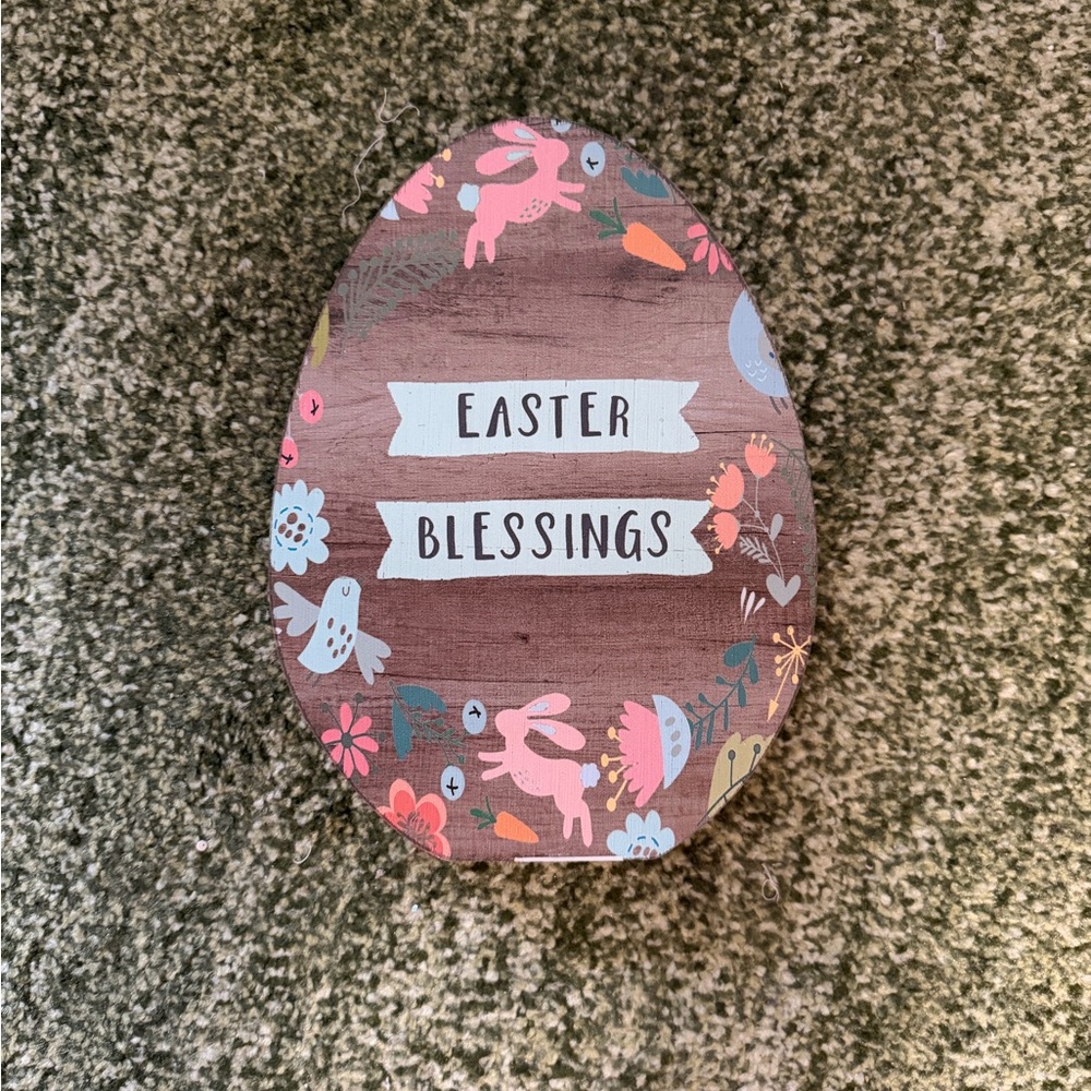 Wooden block Easter decor